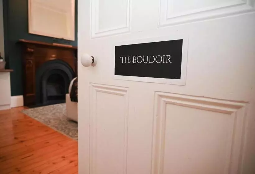 בית מלון כפרי Deck Quarters   Mansfield, Vic