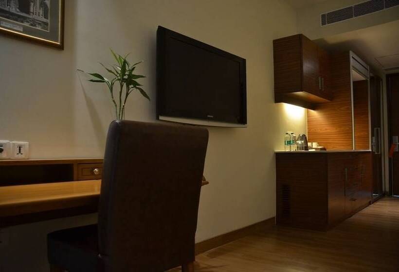 בית מלון כפרי The Lalit Traveller Jaipur