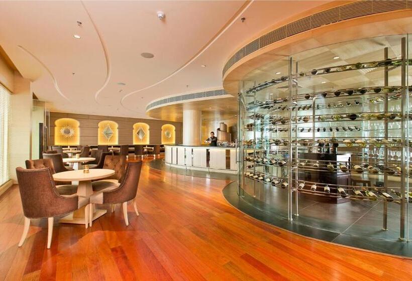 בית מלון כפרי The Lalit Traveller Jaipur