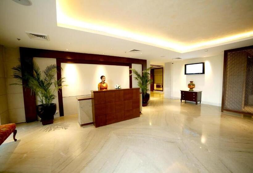 בית מלון כפרי The Lalit Traveller Jaipur