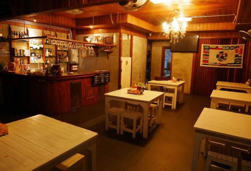 酒店 The Noi Guesthouse Koh Lipe