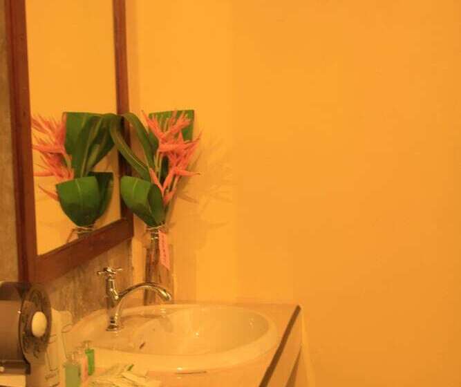 酒店 The Noi Guesthouse Koh Lipe