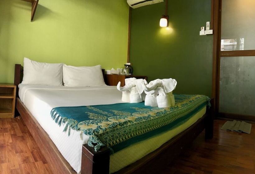 酒店 The Noi Guesthouse Koh Lipe