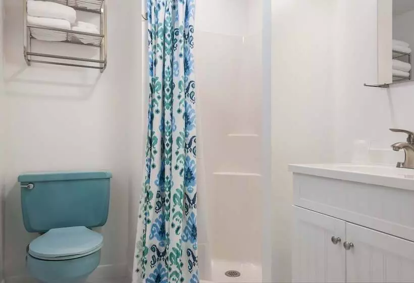 מוטל Kittery Inn & Suites