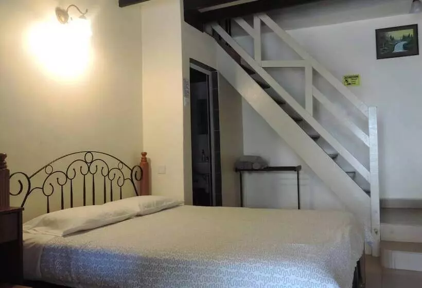 بنسيون Cameronian Inn