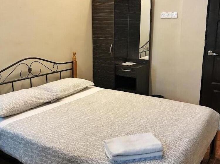 Pensão Cameronian Inn