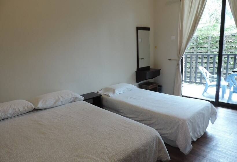 Pensão Cameronian Inn