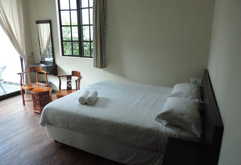 Pensão Cameronian Inn