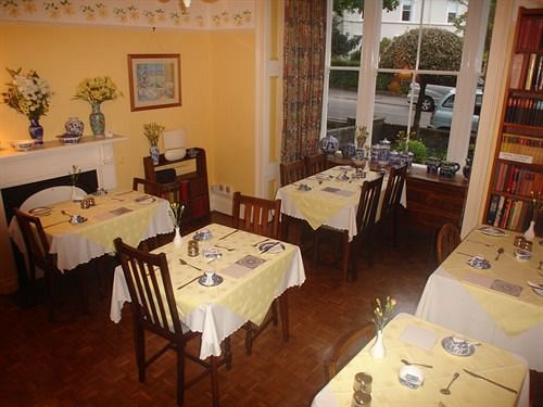 بنسيون Westbourne Guest House