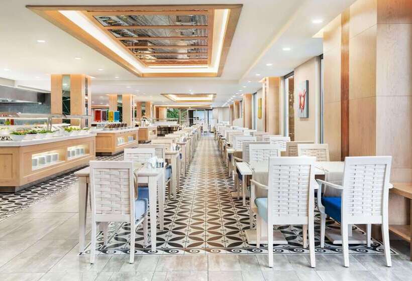 Ramada Hotel & Suites by Wyndham Kusadasi