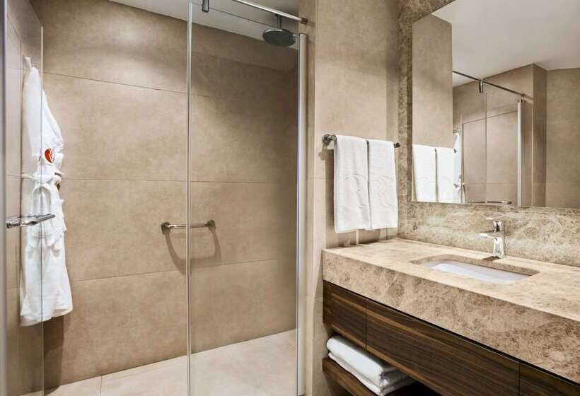 Ramada Hotel & Suites by Wyndham Kusadasi