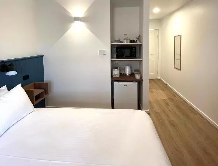 The Albion Motel Castlemaine