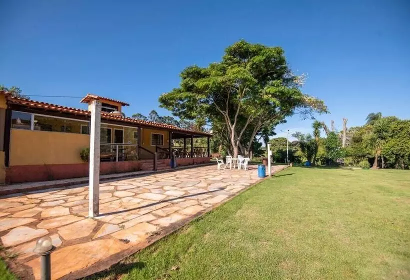 Hostelli Canyons Camping Capitolio