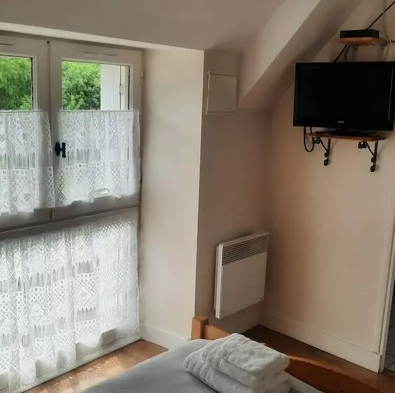 ホテル Auberge St Julien Aux Bois