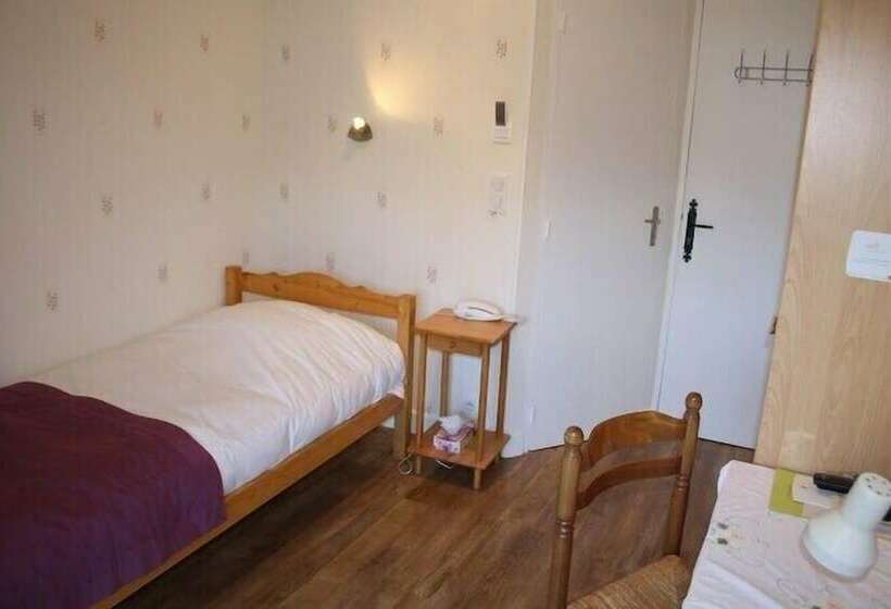 Отель Auberge St Julien Aux Bois