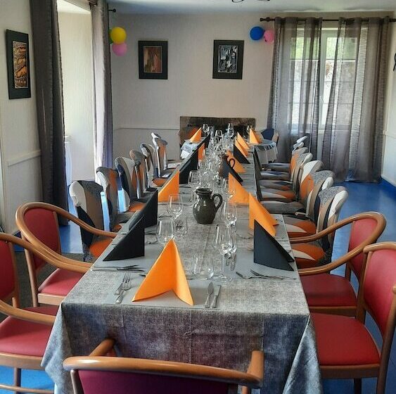 Отель Auberge St Julien Aux Bois