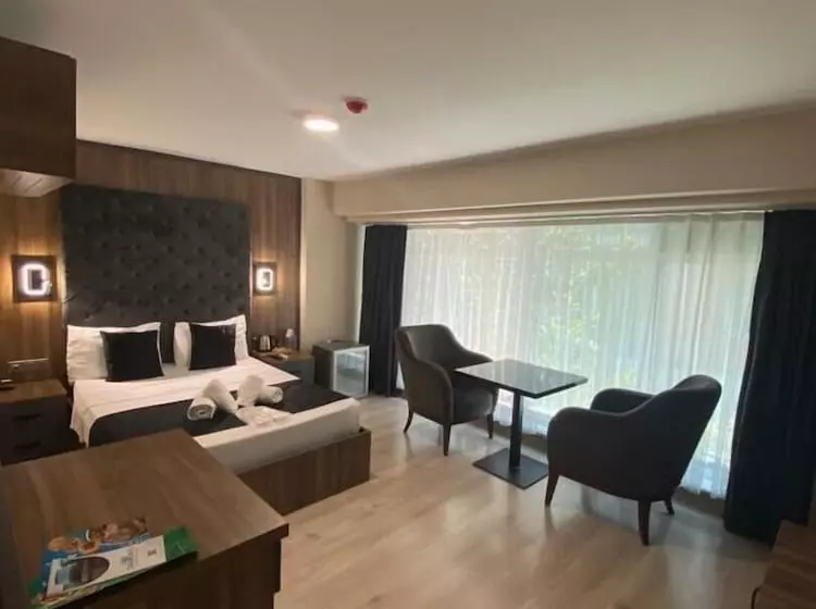 ホテル Nişantaşı Diamond