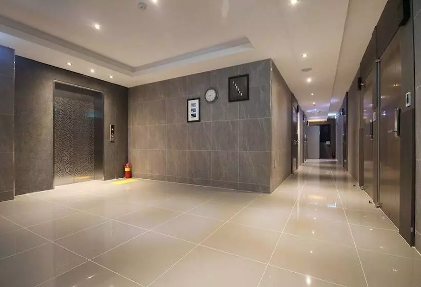 Yeosu Max Self Check In Motel