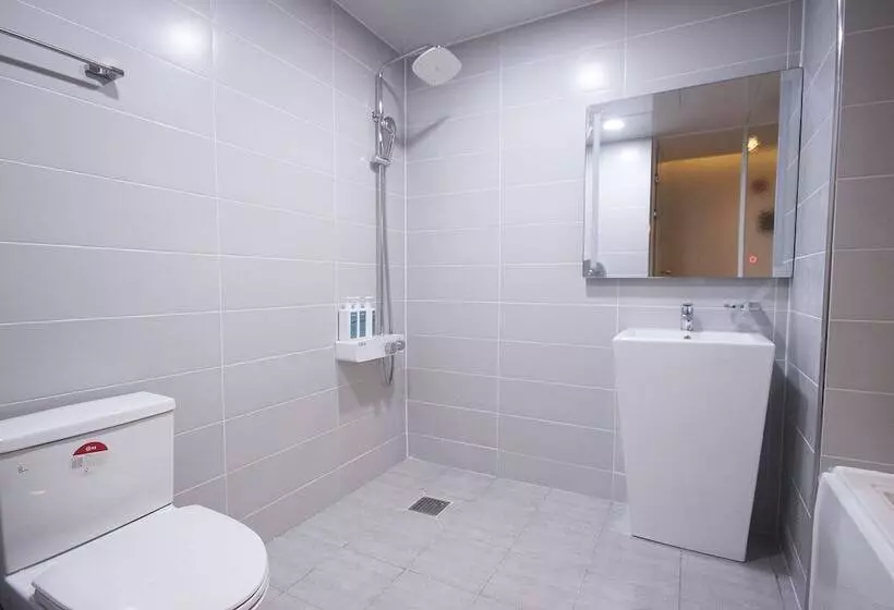 Yeosu Max Self Check In Motel