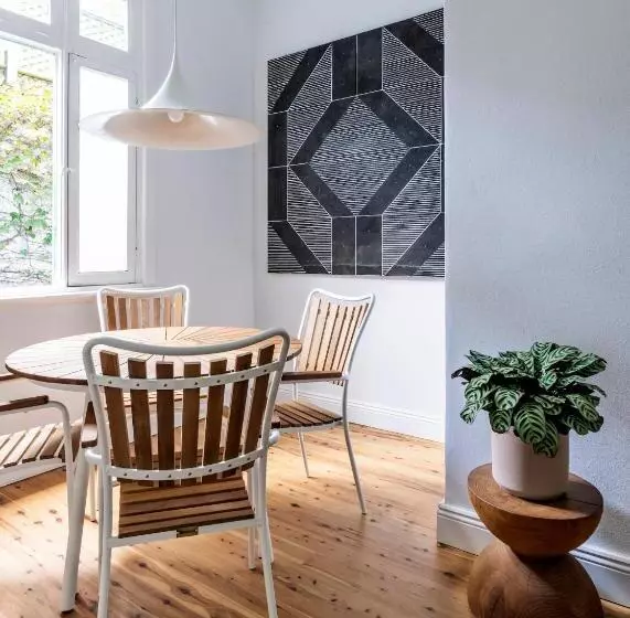 민박 Bondi Beach House