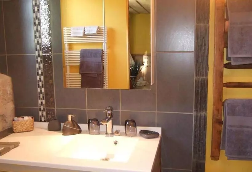 Bed and Breakfast Les Chambres De Pontfol   Chambres D Hôtes   Guest House