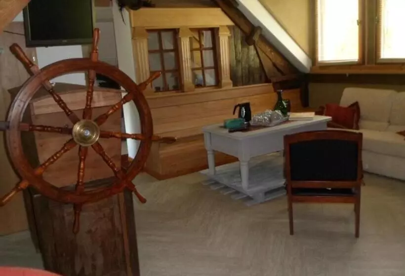 Bed and Breakfast Les Chambres De Pontfol   Chambres D Hôtes   Guest House