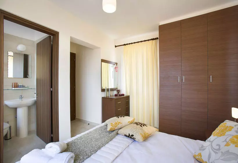 Chloraka Terrace Apartments