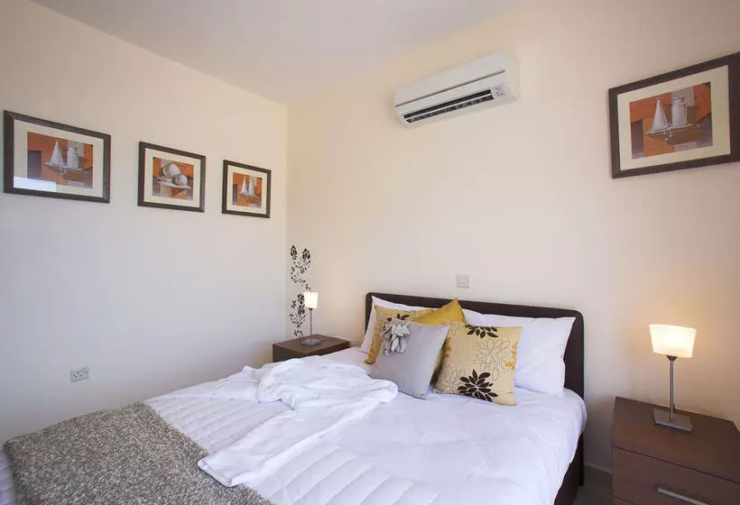 Chloraka Terrace Apartments