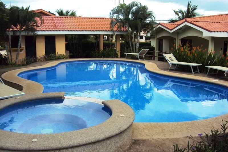 Condominios Jade by Tropical Gardens