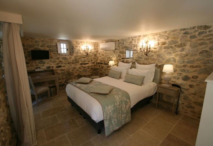 בית מלון כפרי Château Les Oliviers De Salettes