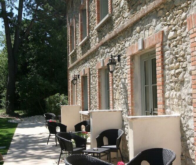 בית מלון כפרי Château Les Oliviers De Salettes