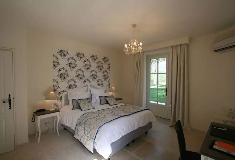 酒店 Château Les Oliviers De Salettes