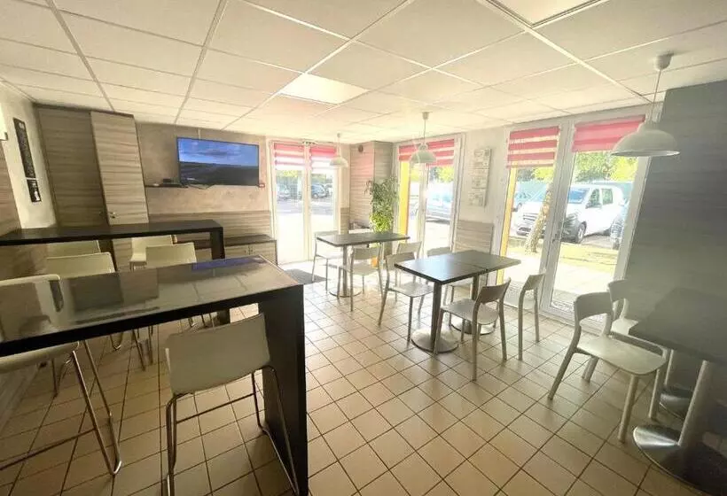 בית מלון כפרי Du Triangle