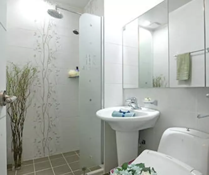 Hotel Good Morning Residence Hue