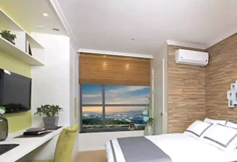 Hotel Good Morning Residence Hue