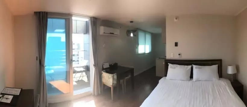 Hotel Good Morning Residence Hue