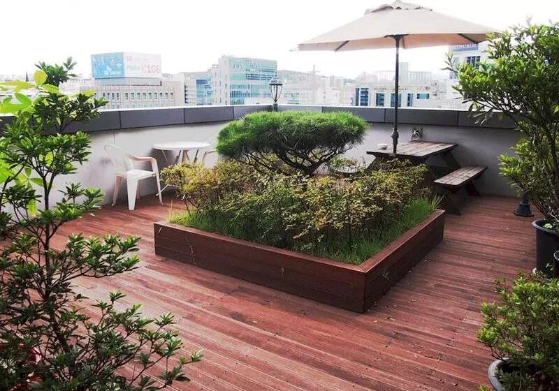 Hotel Good Morning Residence Hue