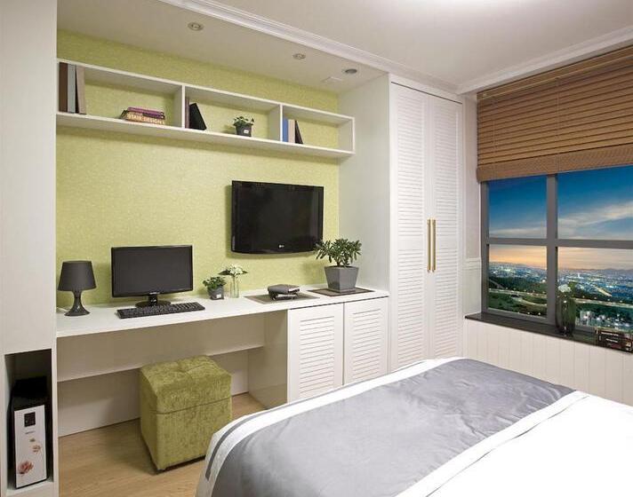 Отель Good Morning Residence  Hue