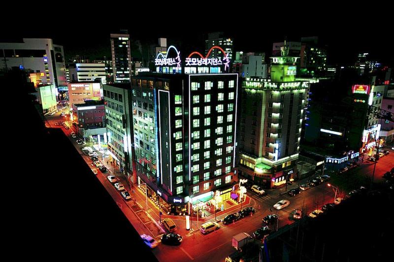 Отель Good Morning Residence  Hue