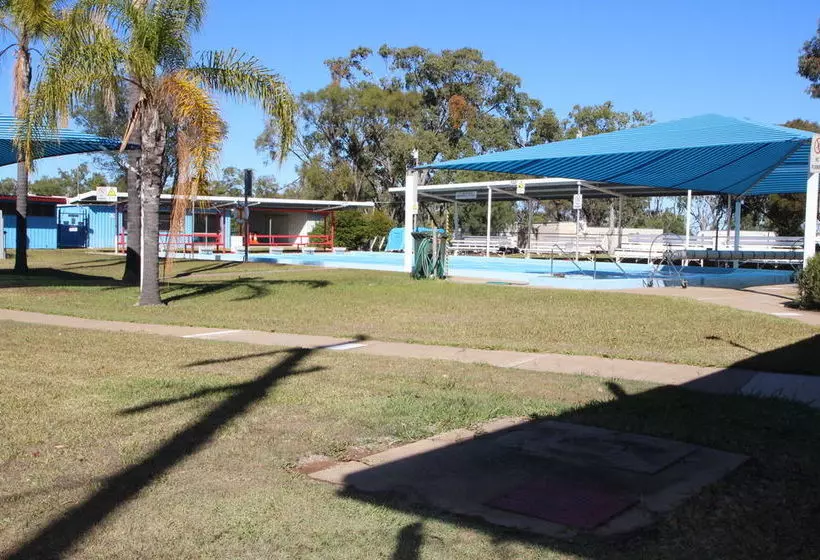 ホテル Aaok Jandowae Accommodation Park