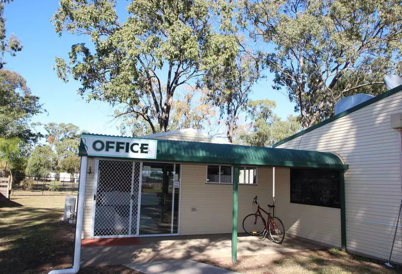 ホテル Aaok Jandowae Accommodation Park