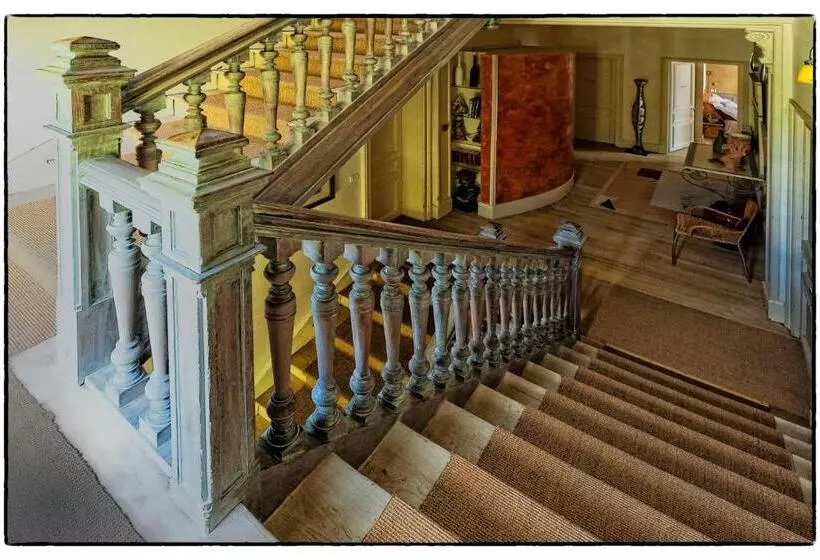 هتل Le Clos Raymi