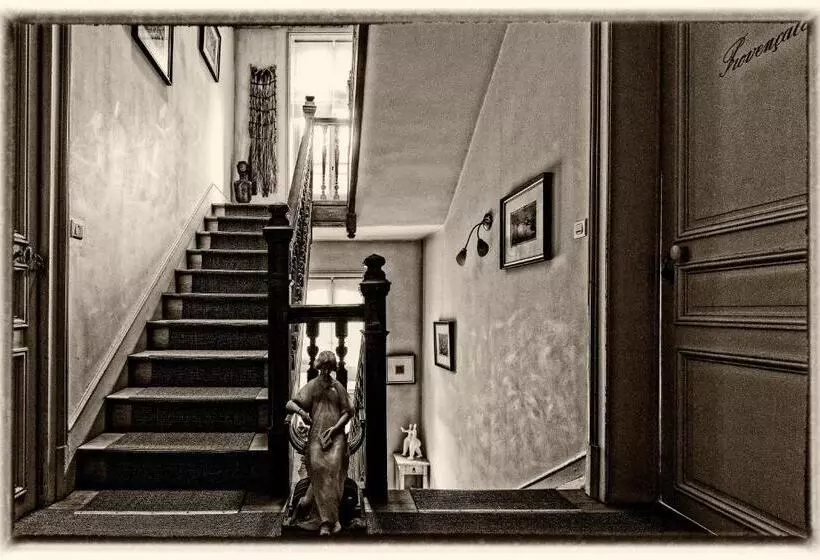 هتل Le Clos Raymi