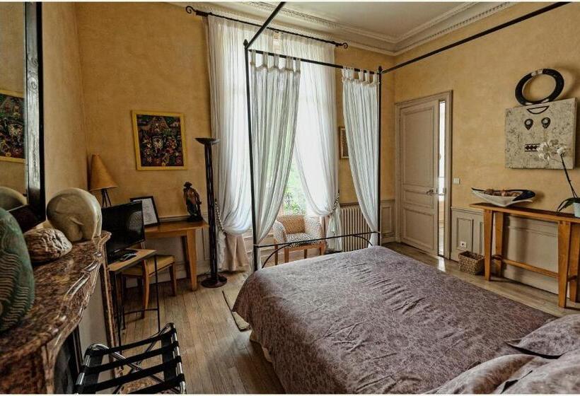 هتل Le Clos Raymi