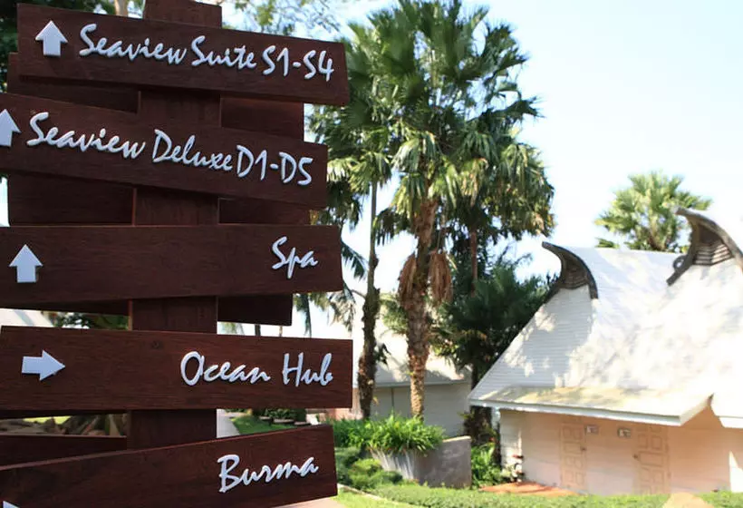 Отель The Blue Sky Resort@ Ranong