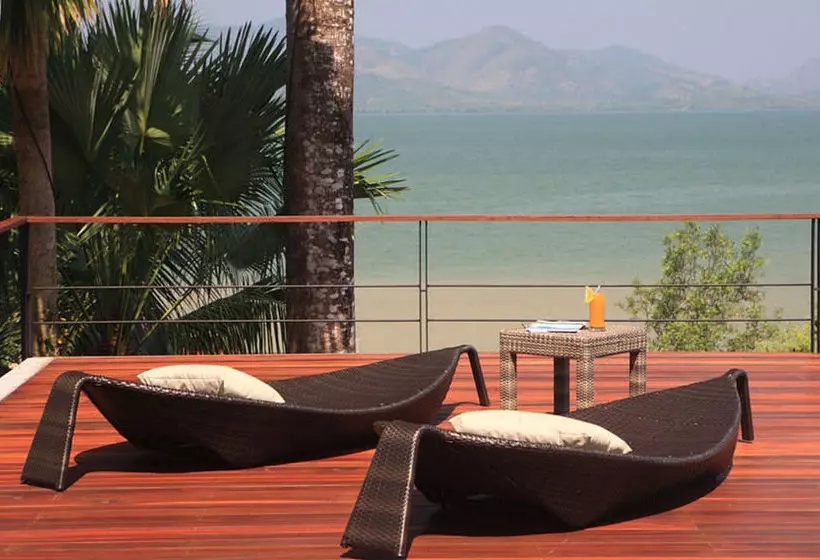 Отель The Blue Sky Resort@ Ranong