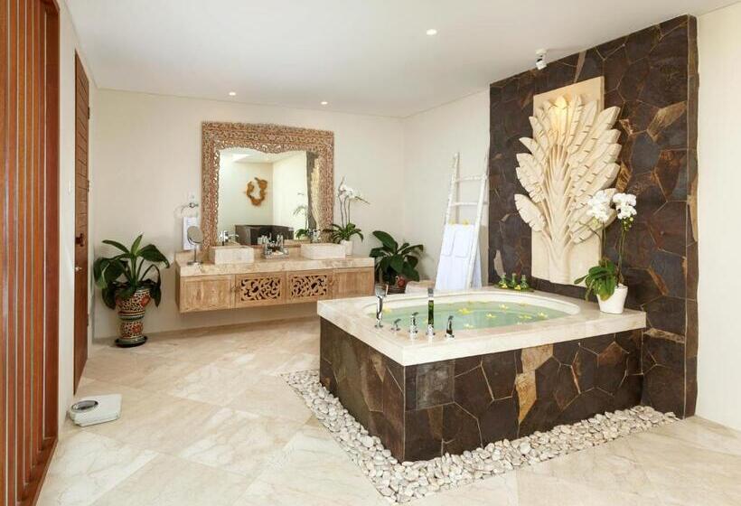 Отель The Royal Purnama   Adults Only