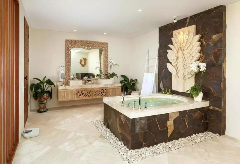 Отель The Royal Purnama   Adults Only