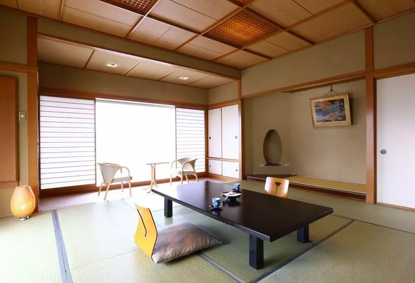 Aburaya Ryokan