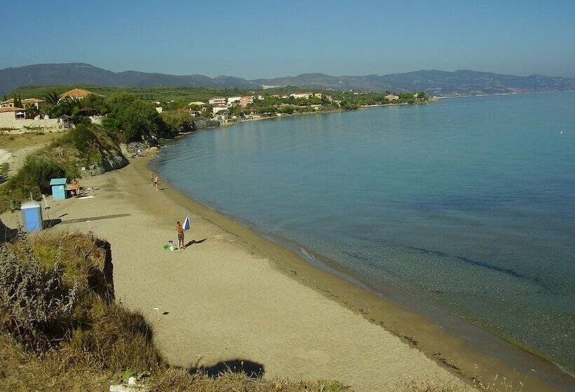 Kavos Psarou Studios And Apartments